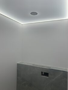 Valgustatud pinglaed 4 valgustatud lagi wc´s valgustatud lagi wc